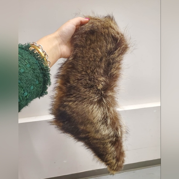 Real Fur Collar - Picture 3 of 4